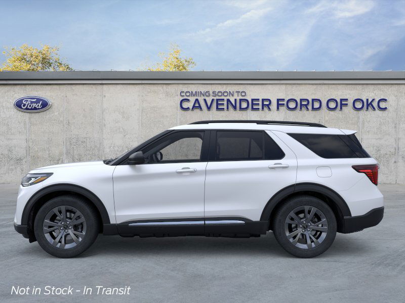 2025 Ford Explorer photo 3