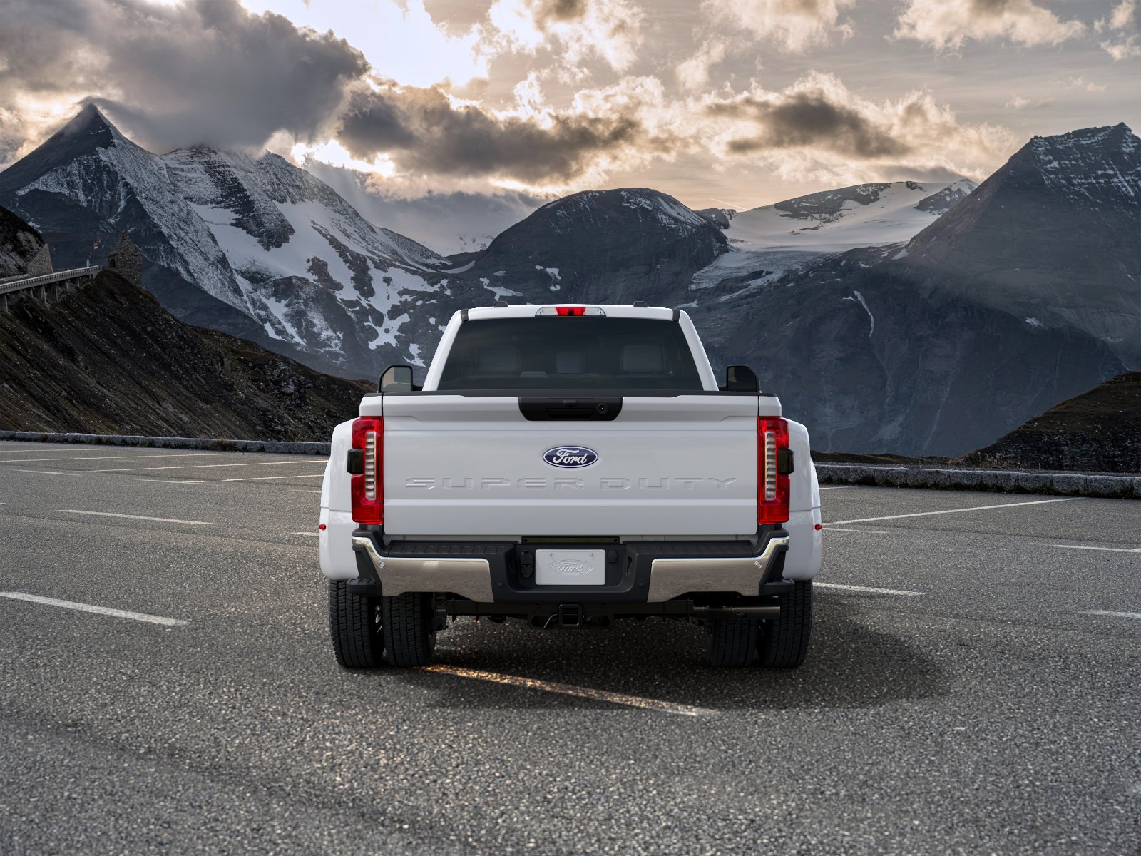 New 2027 Ford F-450SD XLT Truck