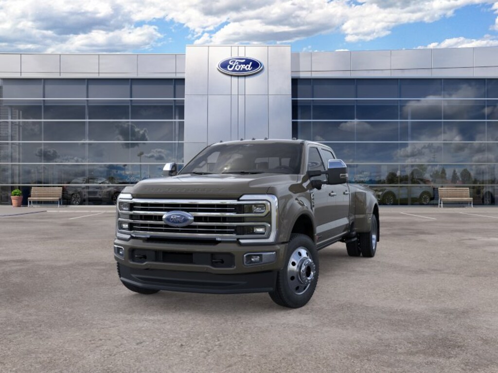 New 2026 Ford Super Duty F-450® Platinum® TRUCK