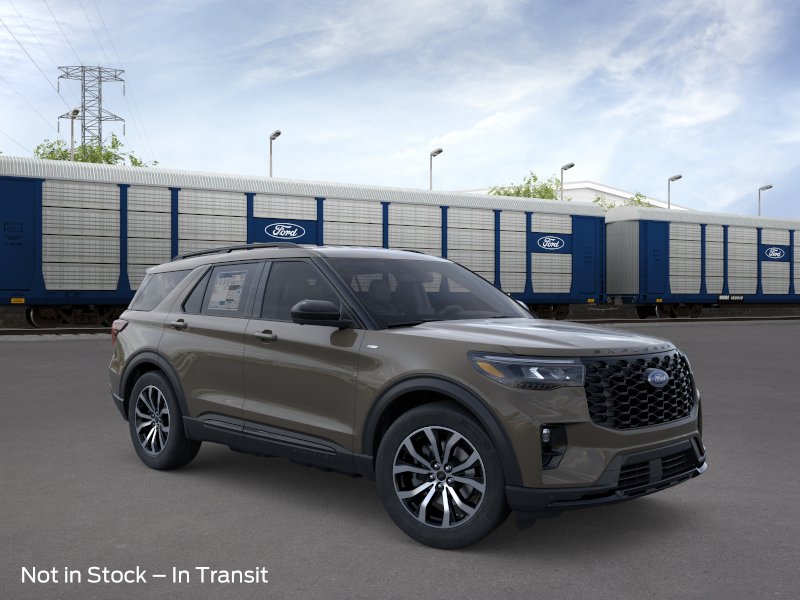 2026 Ford Explorer ST-LINE 4WD's photo