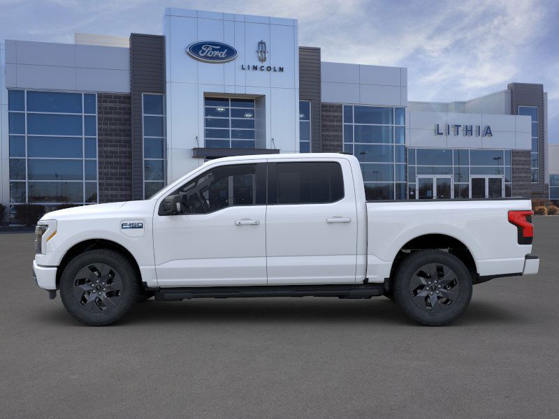2025 Ford F-150 Lightning photo 3