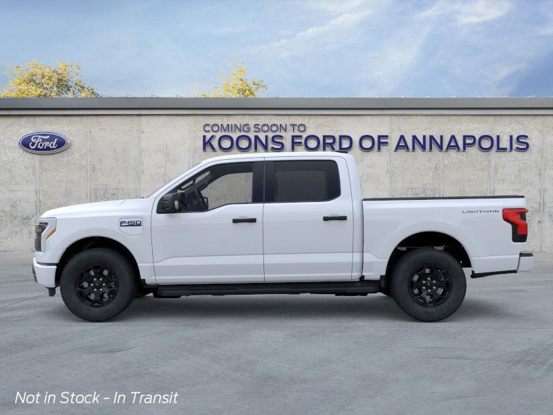 2025 Ford F-150 Lightning XLT photo 3