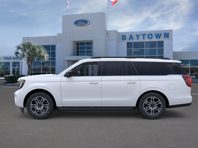 2025 Ford Expedition MAX photo 3
