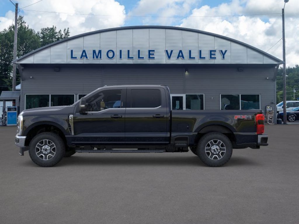 New 2026 Ford F-350SD Lariat Truck