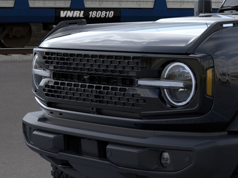 2025 Ford Bronco Outer Banks photo 17