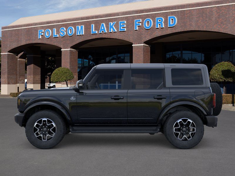 2025 Ford Bronco Outer Banks photo 4