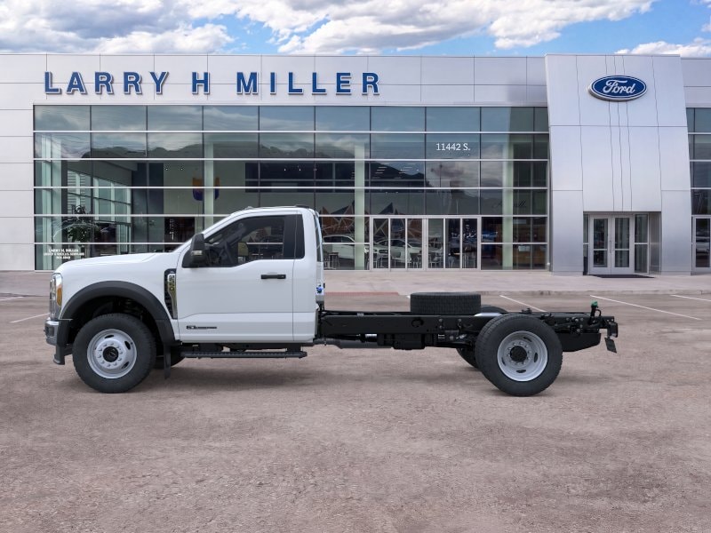 2025 Ford F-550 Super Duty Chassis Cab XL - Photo 25