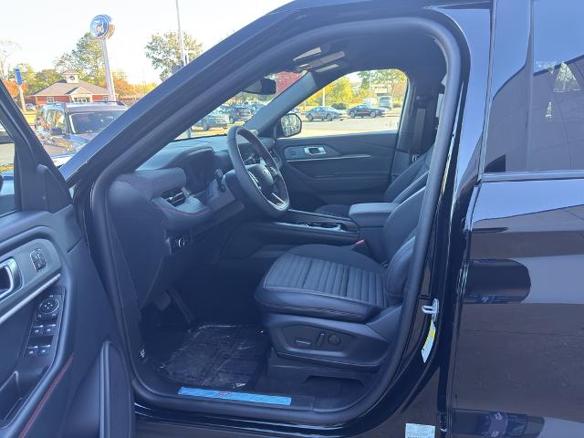 2026 Ford Explorer ST-Line - Photo 34