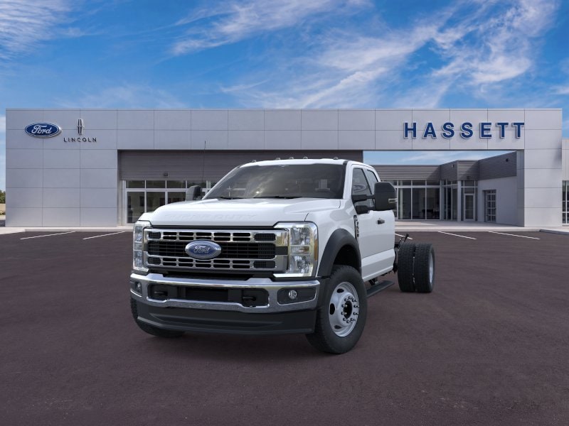 2025 Ford F-550 Super Duty Chassis Cab XL - Photo 27