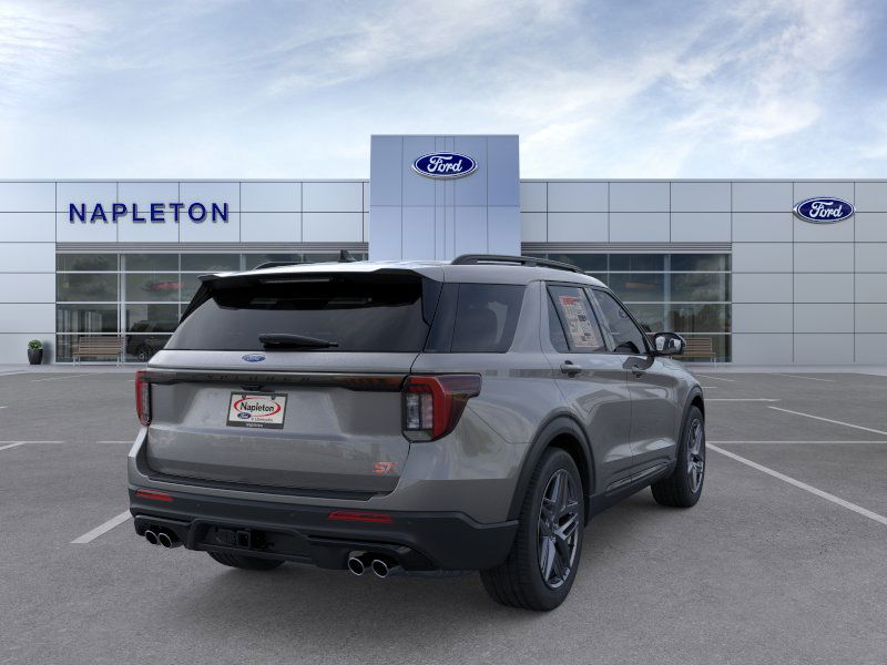 2026 Ford Explorer ST - Photo 8