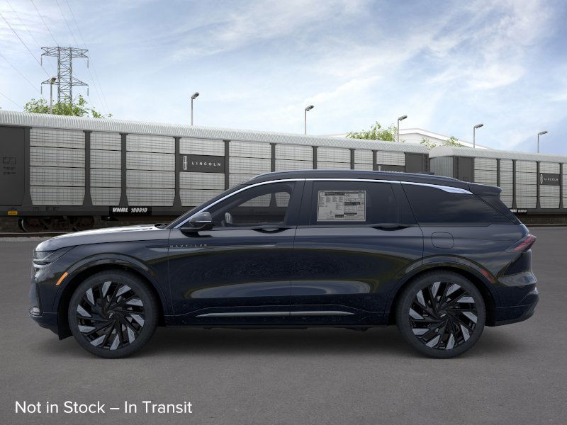 2026 Lincoln Nautilus Black Label photo 2