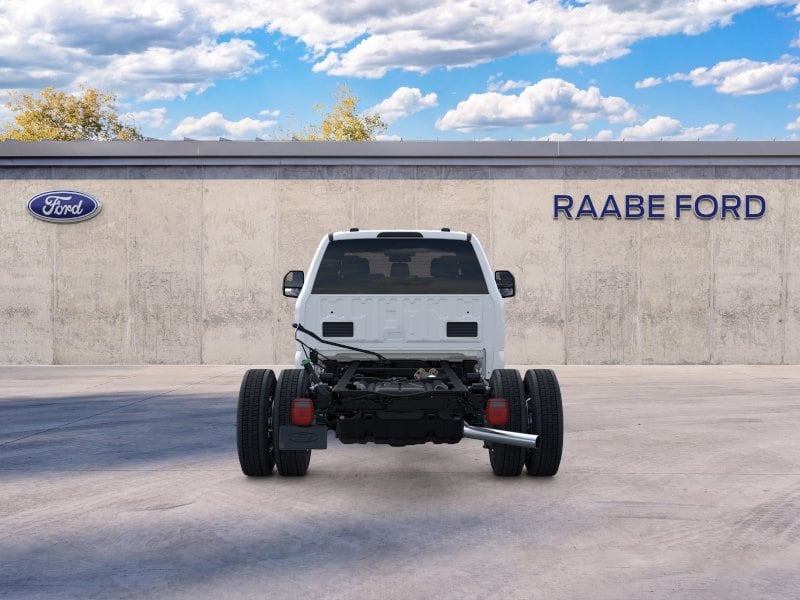 2026 Ford F-450 Super Duty Chassis Cab XLT - Photo 5