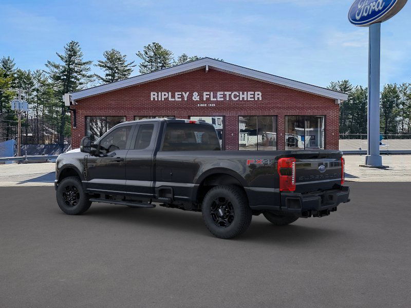 2025 Ford F-350 XL photo 4