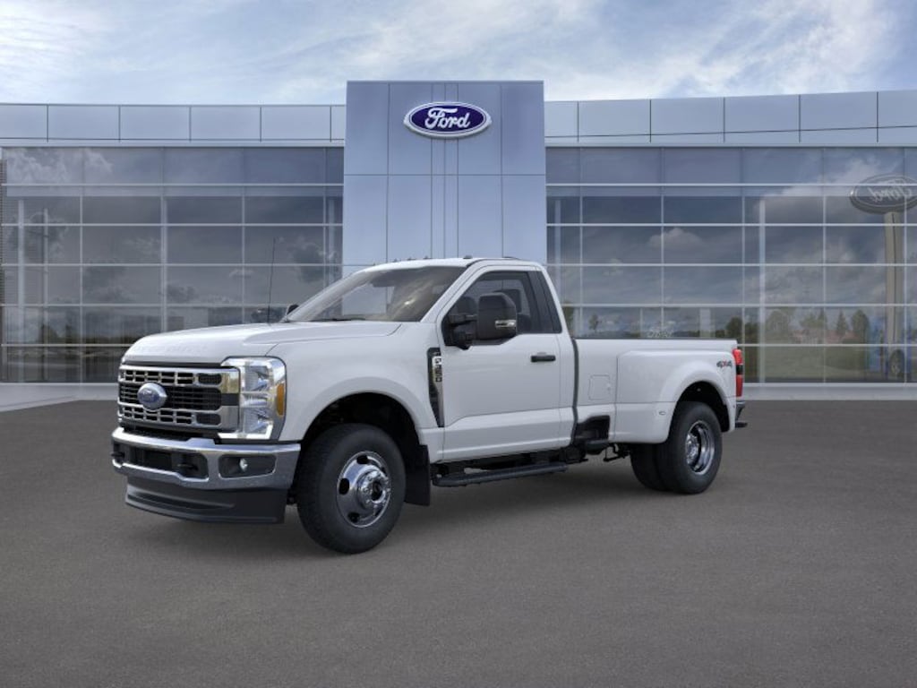 New 2026 Ford Super Duty F-350 XLT TRUCK