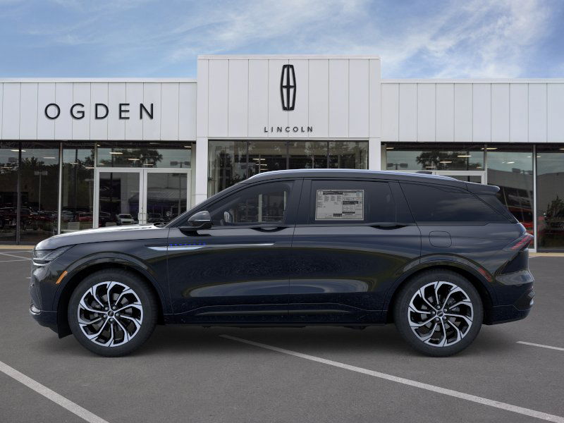 2026 Lincoln Nautilus Reserve photo 3