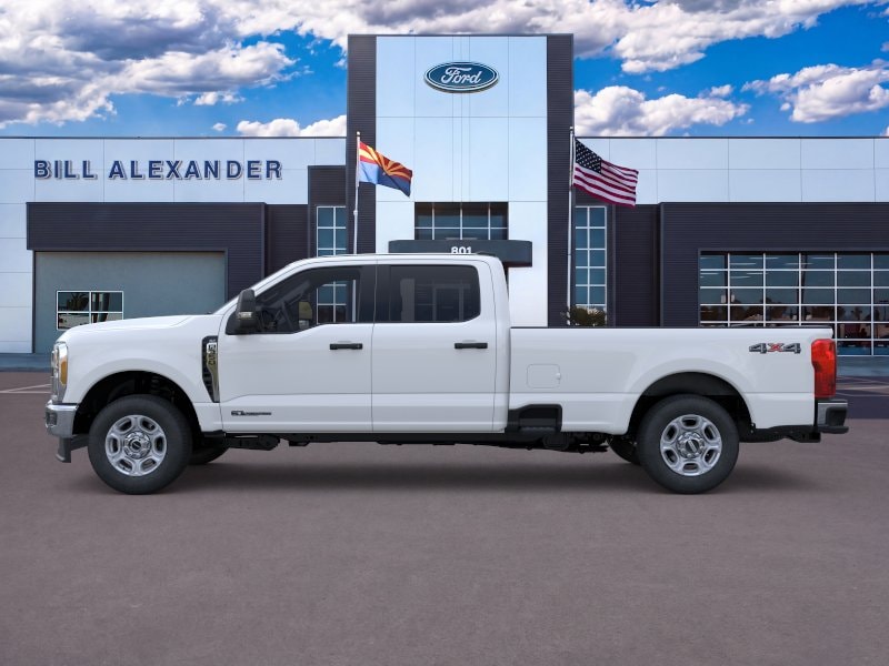 2026 Ford F-350 Super Duty XLT - Photo 3