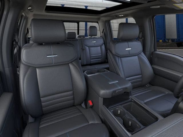 2026 Ford F-350 Super Duty Platinum - Photo 40