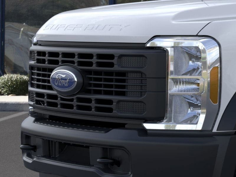 2026 Ford F-550 Super Duty Chassis Cab XL - Photo 45