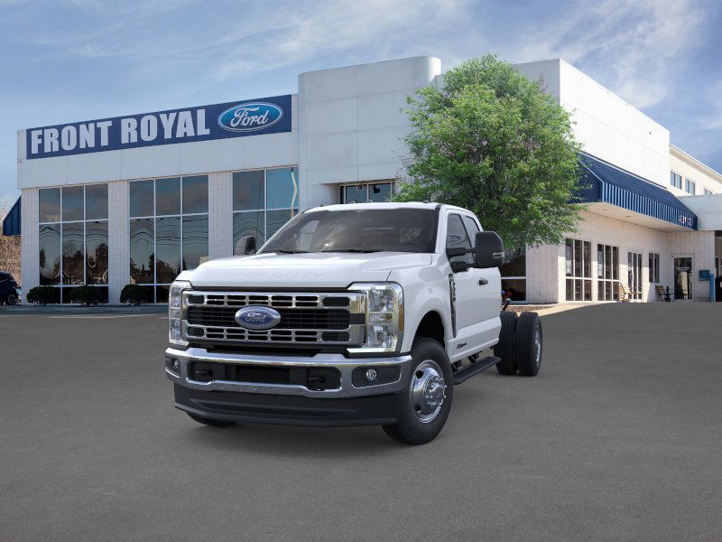 2025 Ford F-350 XL photo 2