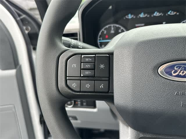 Thumbnail: 2025 Ford Econoline - 34