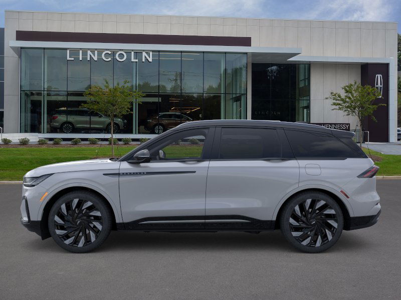 2026 Lincoln Nautilus Reserve photo 2