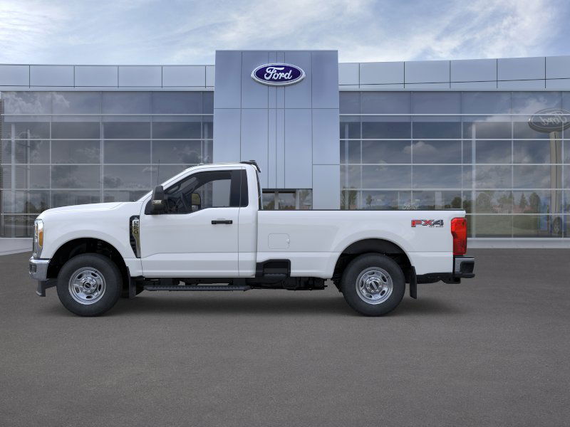 2025 Ford F-250 XLT photo 3