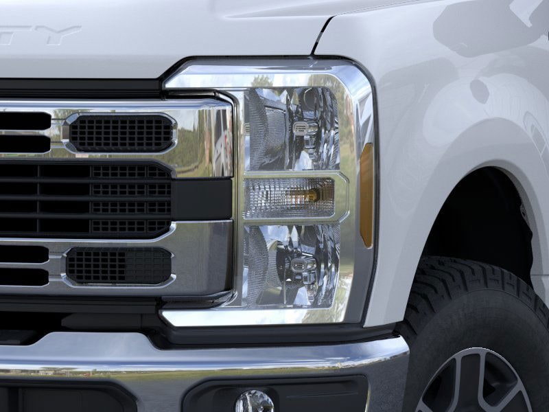 2025 Ford F-350 Super Duty XLT - Photo 43