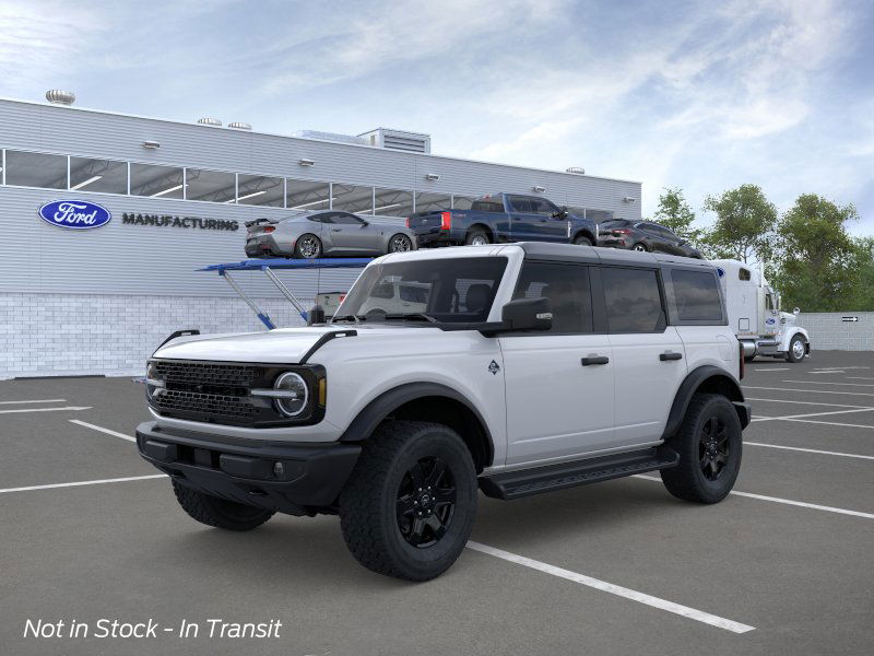 2025 Ford Bronco 4-Door Outer Banks's photo