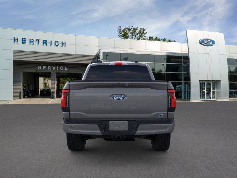 2025 Ford F-150 Lightning Flash TRUCK