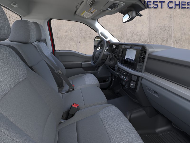 2025 Ford F-550 Super Duty Chassis Cab XLT - Photo 46