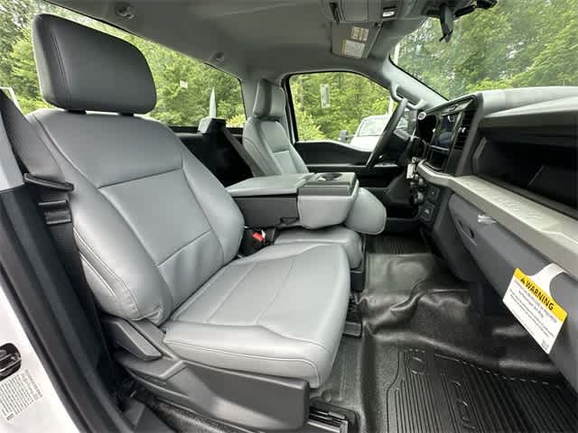 Thumbnail: 2025 Ford  - 44