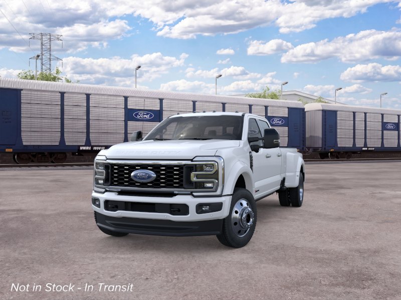 Star White 2026 Ford F-450 Super Duty Pickup Truck Four-Wheel Drive Automatic
