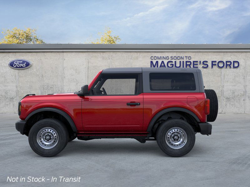 2025 Ford Bronco Base photo 3