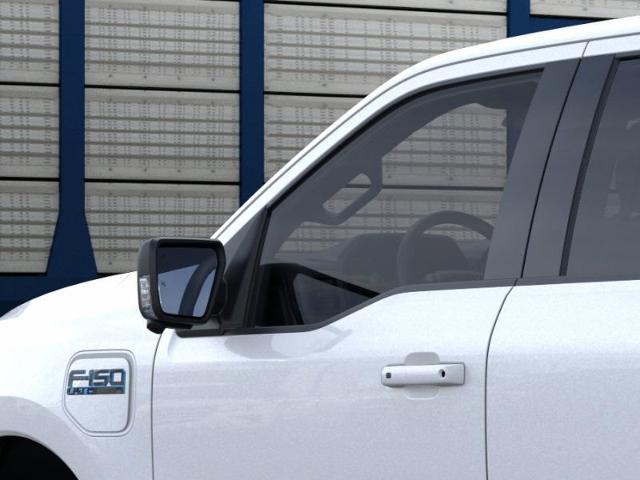 2025 Ford F-150 Lightning Flash TRUCK