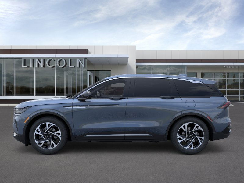 2025 Lincoln Nautilus Premiere photo 3