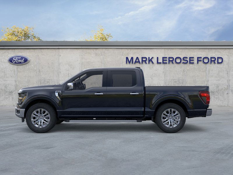 2025 Ford F-150 XLT photo 3