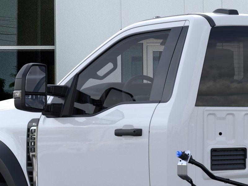 2025 Ford F-600 Super Duty Chassis Cab XL - Photo 42