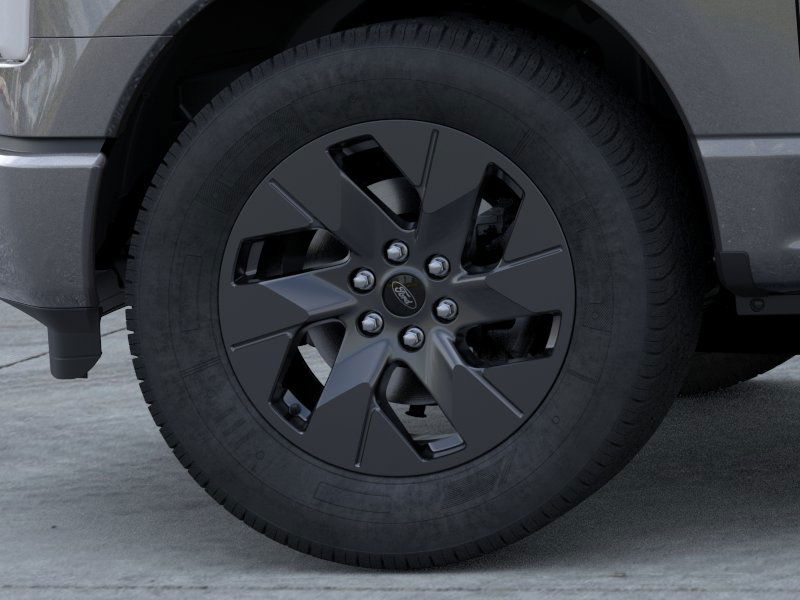 2025 Ford F-150 Lightning Flash - Photo 19