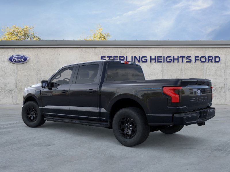 2025 Ford F-150 Lightning XLT photo 4