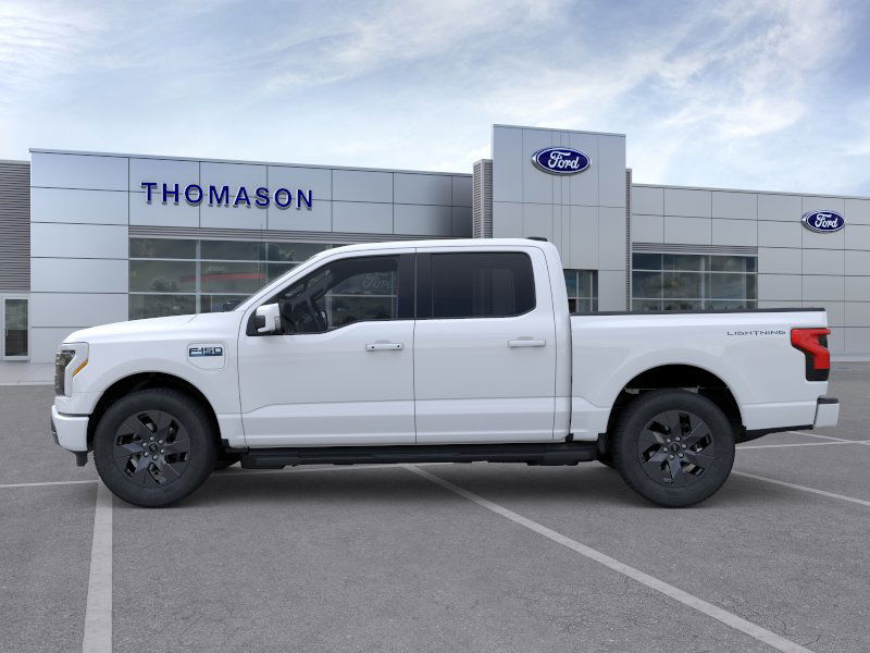 2025 Ford F-150 Lightning Lariat photo 3