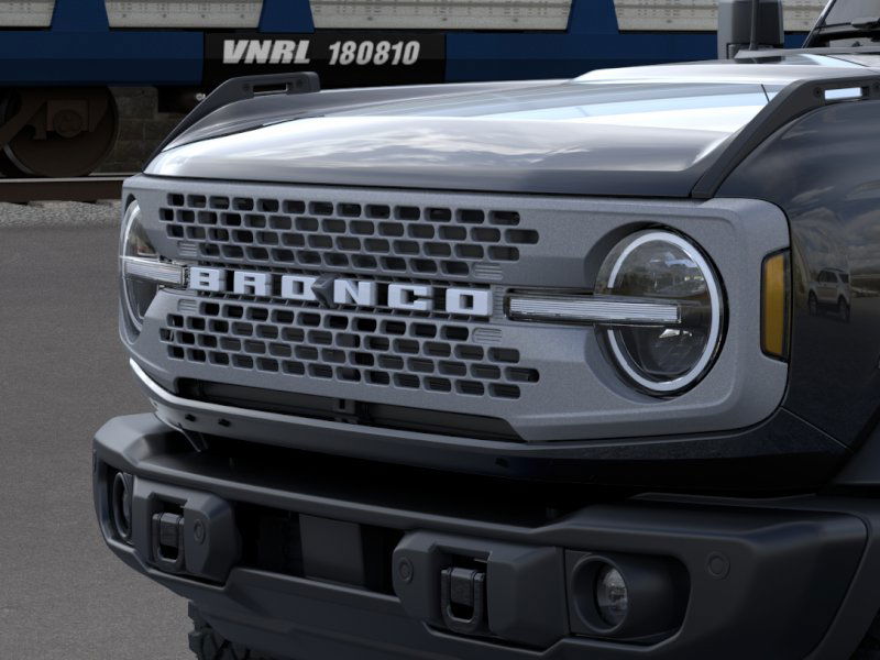 2025 Ford Bronco Badlands photo 17