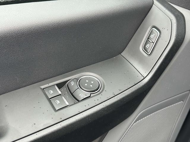 2024 Ford F-450 Super Duty Chassis Cab XL - Photo 38