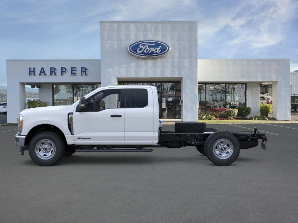 New 2026 Ford Chassis Cab F-350 XL TRUCK