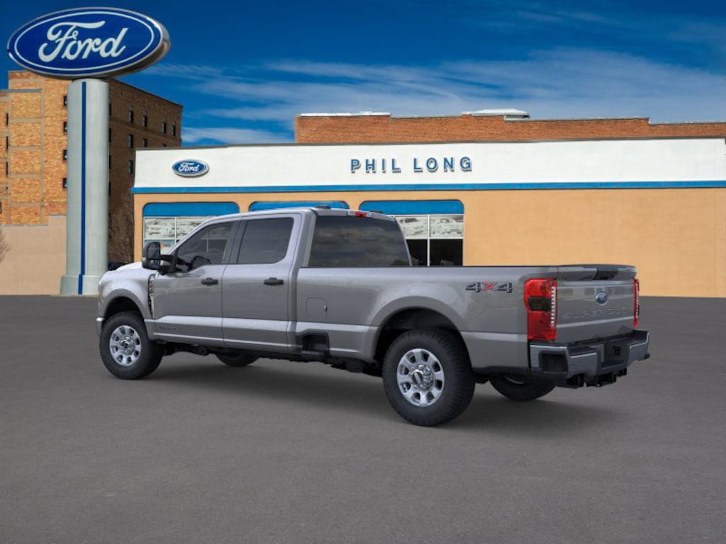 New 2025 Ford F-250SD XLT Truck