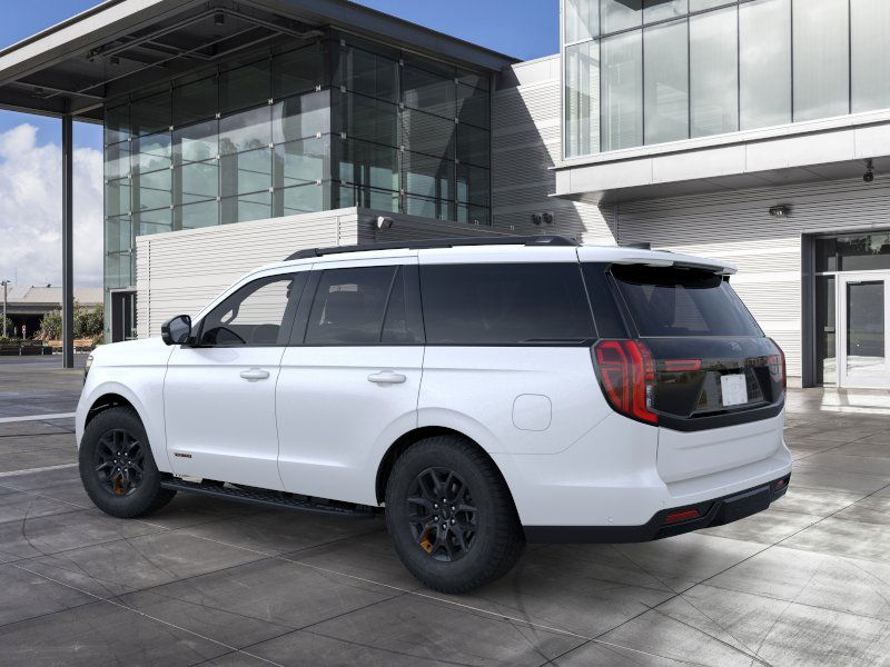 2025 Ford Expedition photo 3