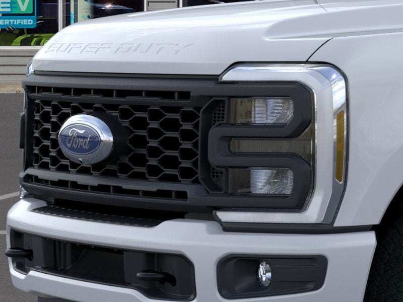 2024 Ford F-350 Super Duty XLT - Photo 17