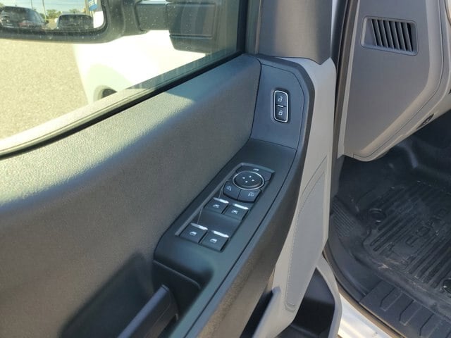 2025 Ford F-250 Super Duty XL - Photo 45