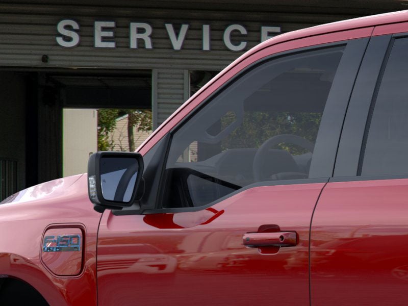 2025 Ford F-150 Lightning Flash TRUCK