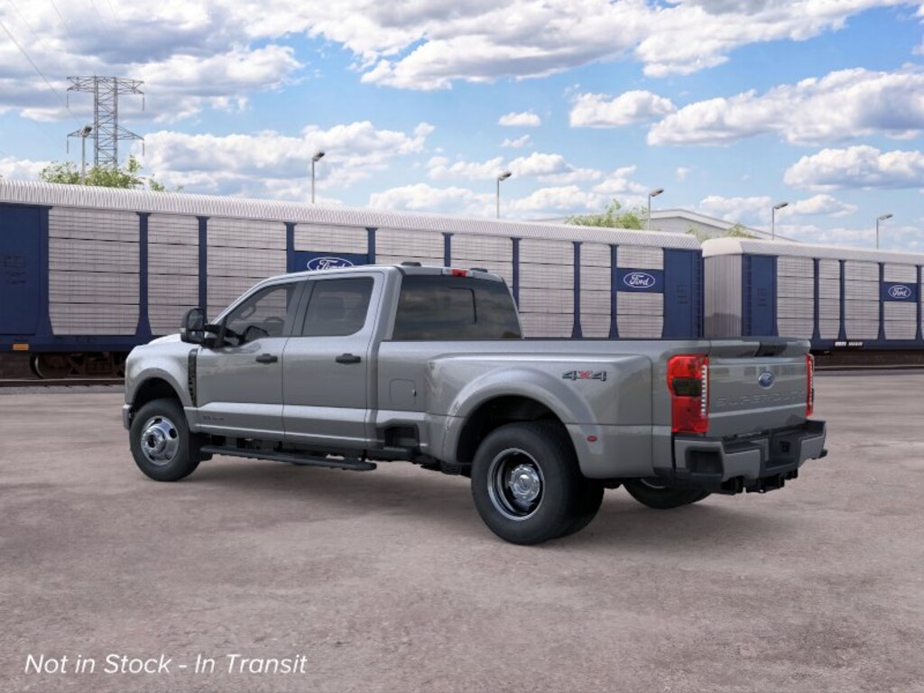 New 2026 Ford F-350 XL Truck Crew Cab