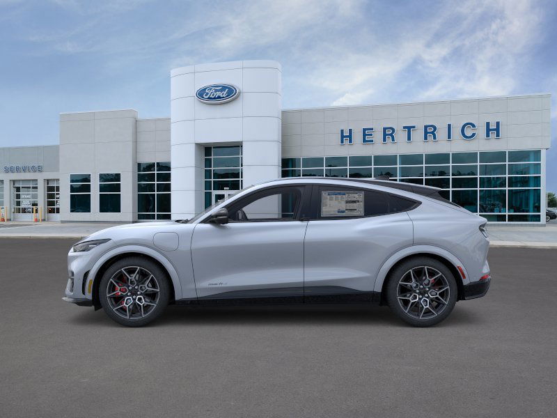 2025 Ford Mustang Mach-E GT - Photo 21